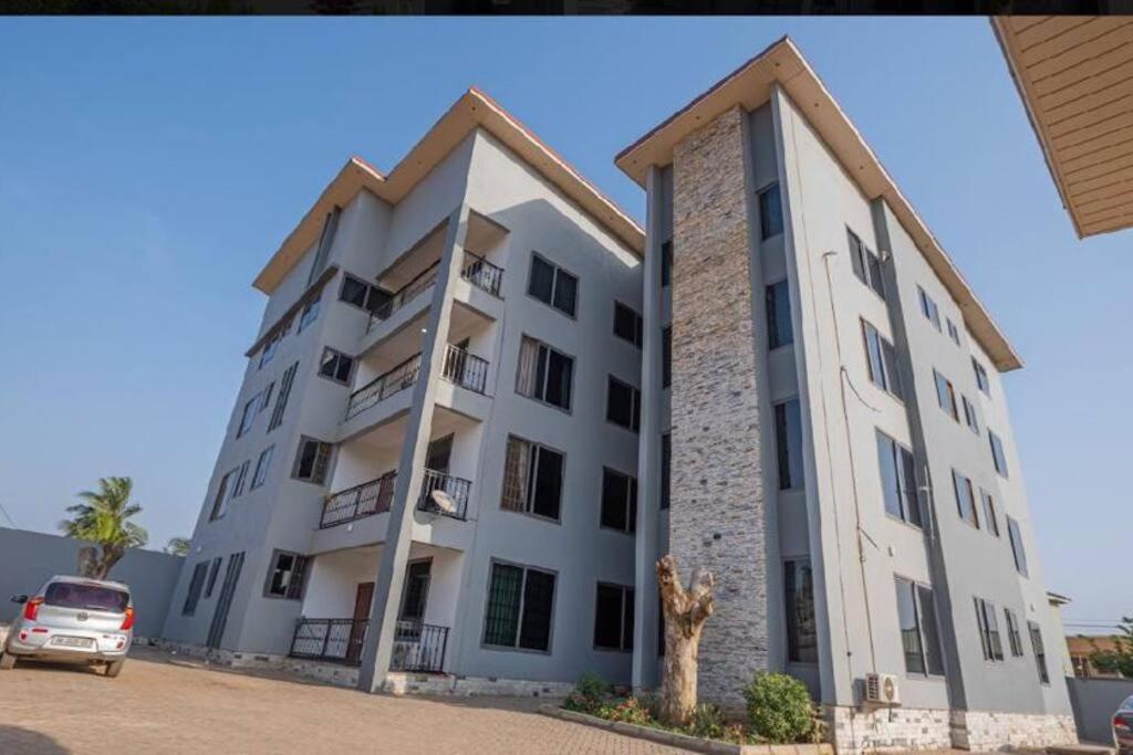 Cozy Penthouse ,Accra Ghana Owuraman Bagian luar foto